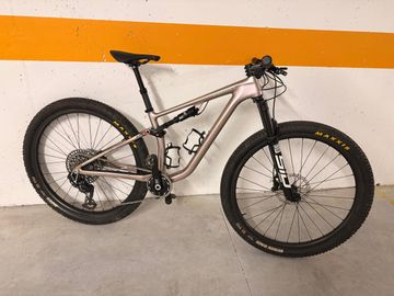 Used Specialized Epic SRAM XX SL Eagle AXS (T-Type) 2024 Mountainbike, Light Gray — image 22 of 22