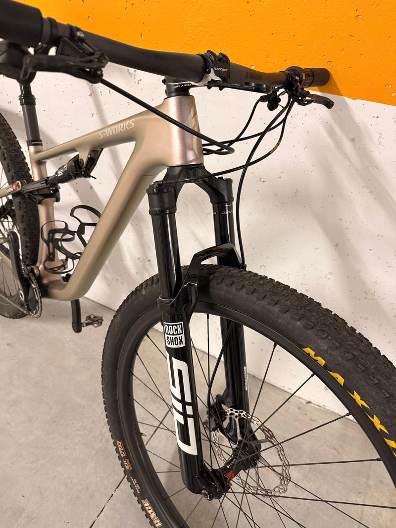 Used Specialized Epic SRAM XX SL Eagle AXS (T-Type) 2024 Mountainbike, Light Gray — image 21 of 22