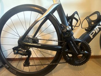 Used Pinarello PINARELLO DOGMA F 2023 Road & Gravel — image 4 of 8