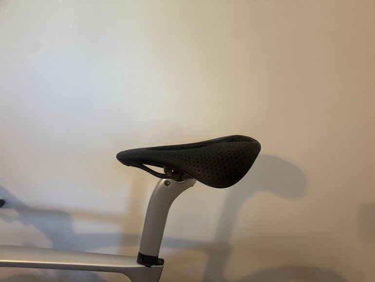 Used Pinarello PINARELLO DOGMA F 2023 Road & Gravel — image 6 of 8