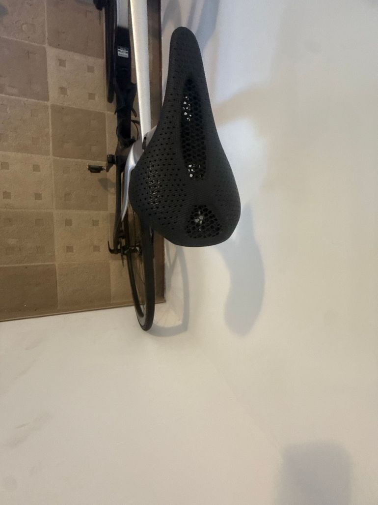 Used Pinarello PINARELLO DOGMA F 2023 Road & Gravel — image 7 of 8