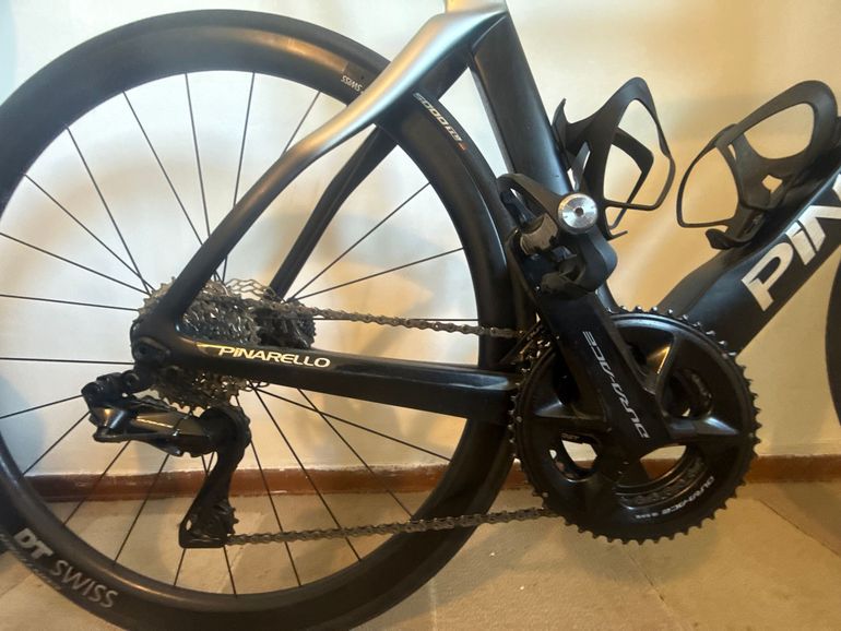 Used Pinarello PINARELLO DOGMA F 2023 Road & Gravel — image 3 of 8