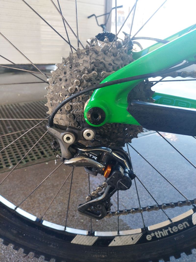 Used Santa Cruz Bronson C 2015 Mountainbike, Green — image 3 of 3