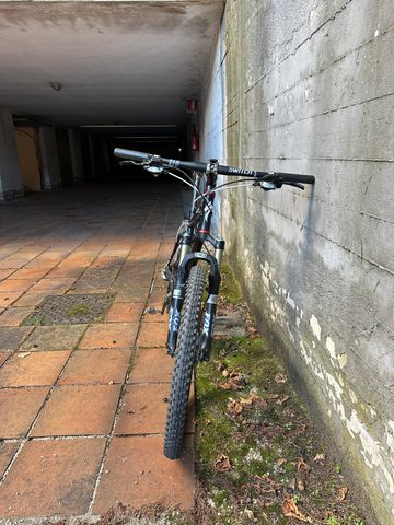 Used Specialized Stumpjumper SRAM X7 2015 Mountainbike, Black — image 3 of 7
