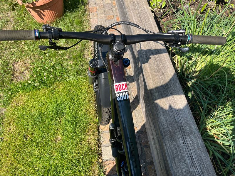 Used Trek Slash SRAM X01 Eagle 2022 Mountainbike, Light Gray — image 3 of 6