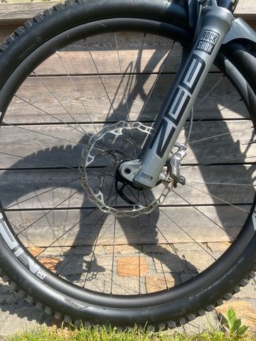 Used Trek Slash SRAM X01 Eagle 2022 Mountainbike, Light Gray — image 5 of 6