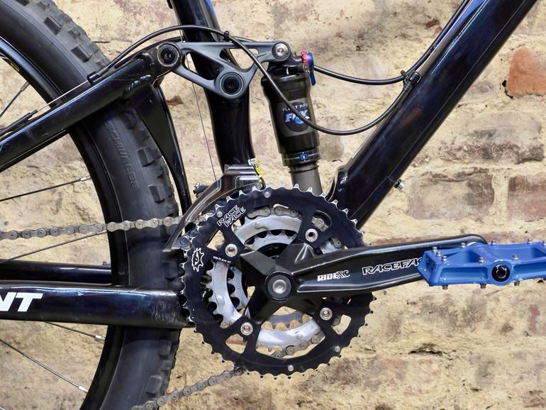 Used Giant Talon 1 2025 2025 Mountainbike, Blue, 27.5, 29 — image 4 of 20