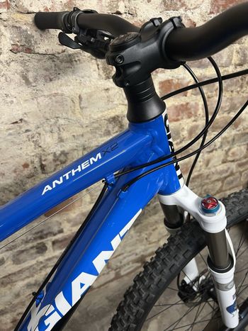 Used Giant Talon 1 2025 2025 Mountainbike, Blue, 27.5, 29 — image 10 of 20