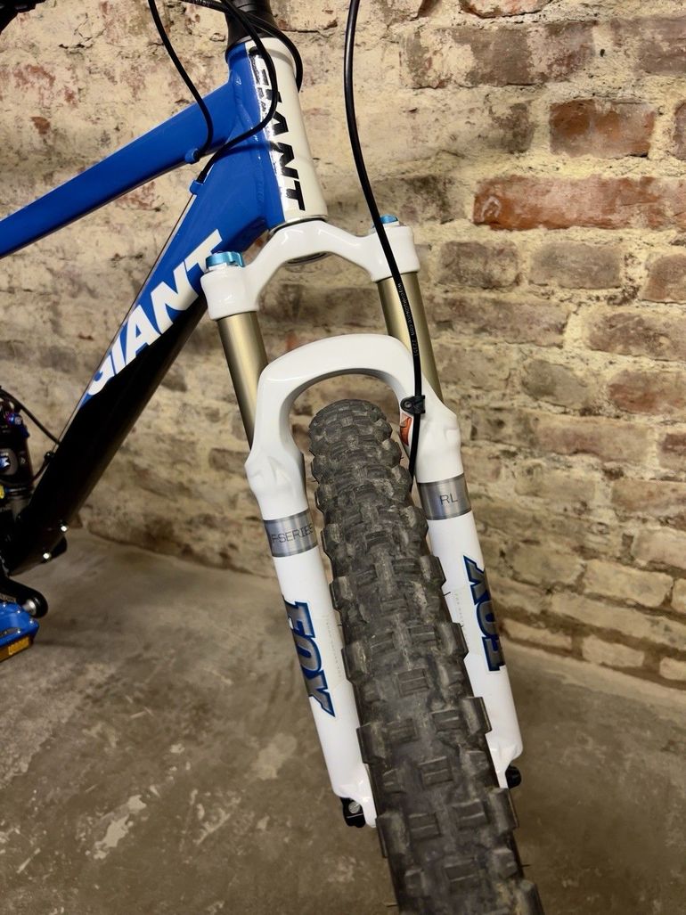 Used Giant Talon 1 2025 2025 Mountainbike, Blue, 27.5, 29 — image 13 of 20