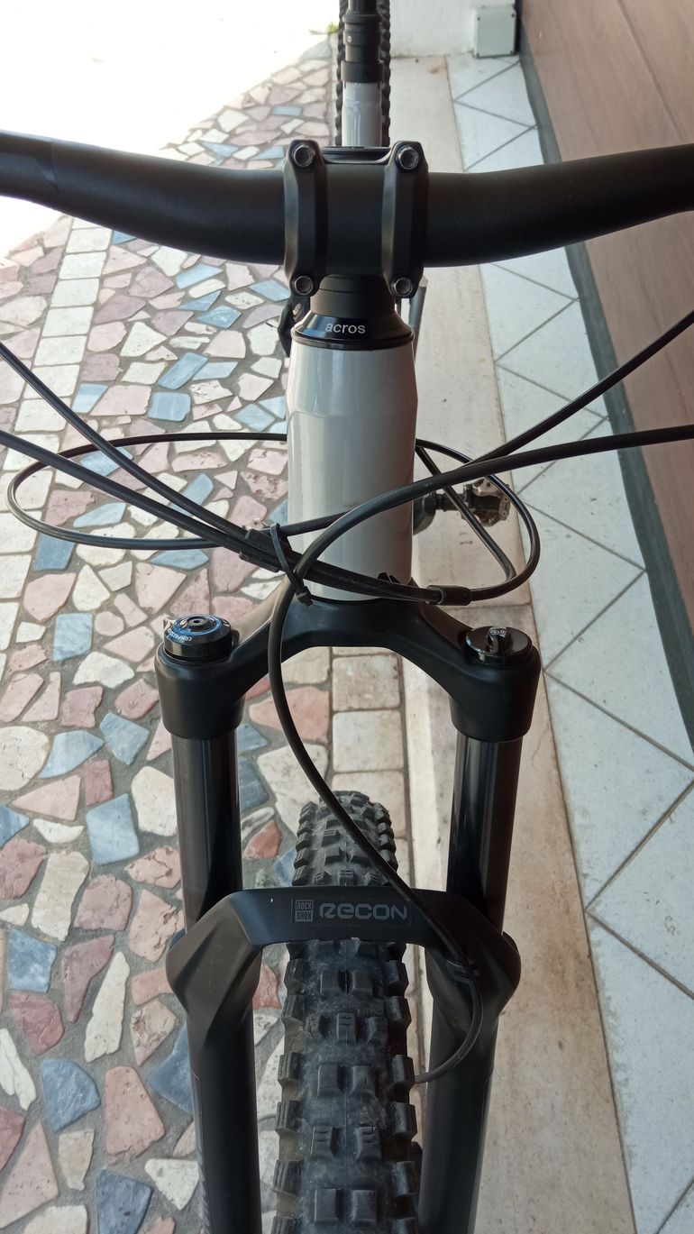 Used Canyon Stoic 4 2021 2021 Mountainbike, Light Gray, 29 — image 18 of 22