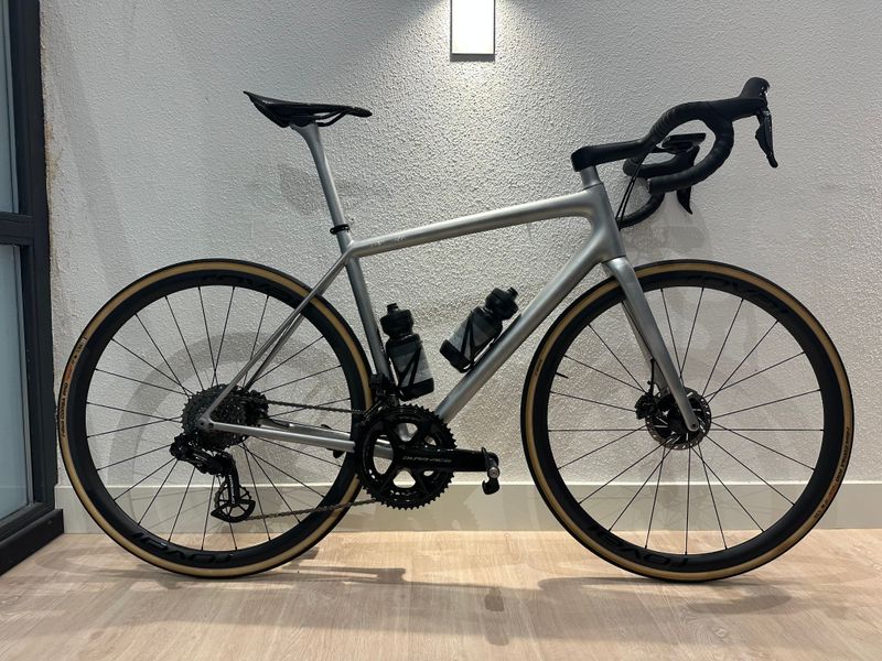 Specialized S-Works Aethos - Founder's Edition 2021 2021 Road & Gravel d'occasion