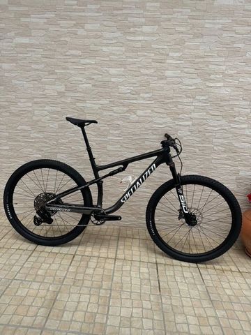 Specialized Epic 7 Expert 2022 2022 MTB usato