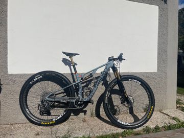 Brugt Wilier URTA MAX SRAM XX SL Eagle AXS (T-Type) 2025 Mountainbike — billede 1 af 7