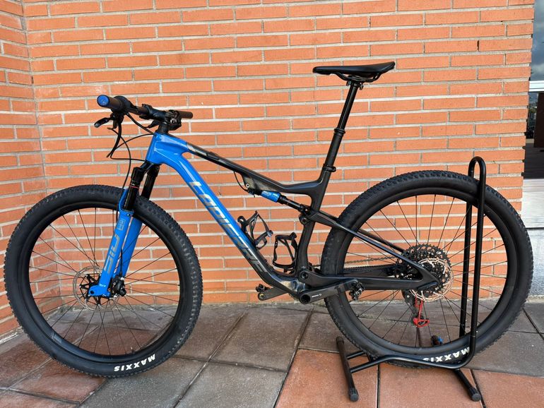 Lapierre Xr Sram X0 EAGLE AXS 2024 Mountainbike d'occasion — image 3 sur 17