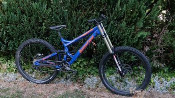 Used Banshee Legend 2018 Mountainbike, Blue — image 1 of 7
