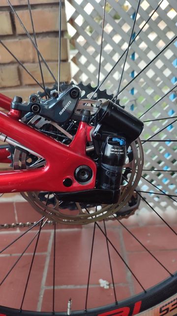 Specialized Men's Epic Expert 2019 2019 Mountainbike usato, Rosso — immagine 16 di 19