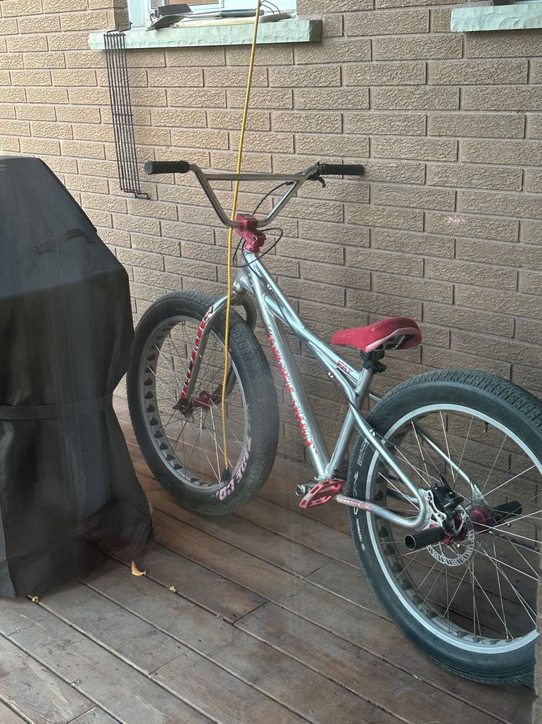 Used SE BIKES Fat Quad 26 Inch 2021 Road & Gravel, Light Gray — image 1 of 4
