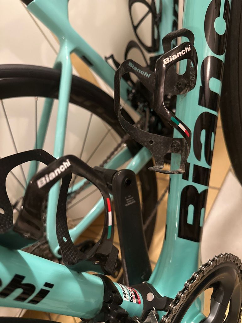 BIANCHI OLTRE XR3 アルテグラ　2018 2018 Bianchi Oltre XR3 Ultegra – Specs, Comparisons, Reviews – 99