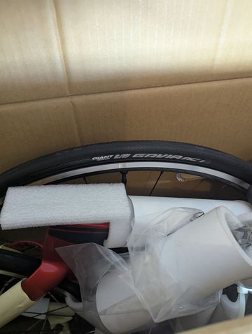 Used Giant Trinity, Advanced Pro 2 2022 2022 Road & Gravel, Red — image 7 of 8