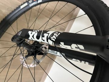 Brugt Canyon Lux Trail CF 7 2023 2023 Mountainbike — billede 16 af 18