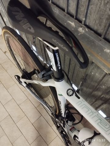 Bianchi Intenso Ultegra Compact 2015 2015 Road & Gravel usato, Bianco — immagine 3 di 6