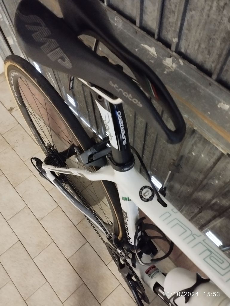 Used Bianchi Intenso Ultegra Compact 2015 2015 Road & Gravel — image 3 of 6