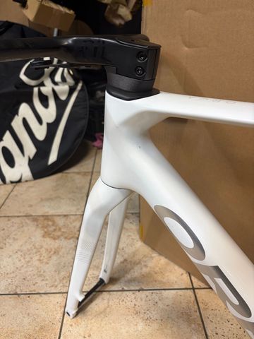 Used Orbea ORCA OMX FRAMESET 2024 Frameset 2024 Road & Gravel, White — image 7 of 9