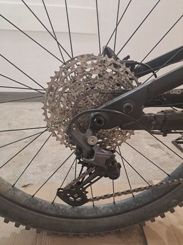 Used Canyon Torque:ON 7 2023 2023 Mountainbike, Black, 27.5 — image 17 of 20