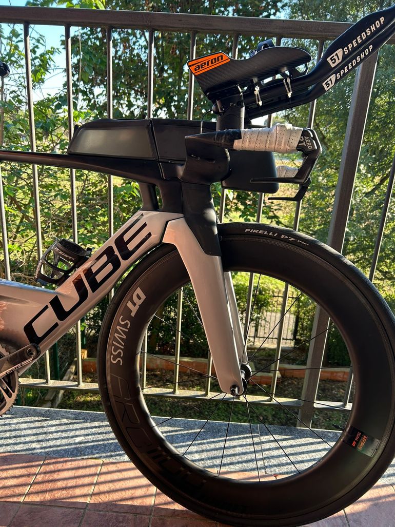 Used CUBE AERIUM C:68, SLT HIGH 2022 2022 Road & Gravel, Gris claro — image 3 of 4
