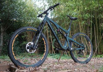 Brugt Santa Cruz Bronson Carbon C XE 2018 2018 Mountainbike — billede 1 af 7