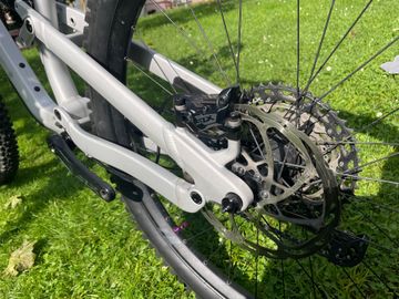 Używany Canyon Torque 27.5 AL 6 2022 2022 Mountainbike — zdjęcie 4 z 10