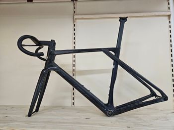 Used Lapierre Xelius DRS Frameset 2025 Road & Gravel — image 2 of 3