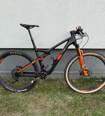 Used CUBE Ams SRAM XX1 2020 Mountainbike, Black, 29 — image 1 of 9