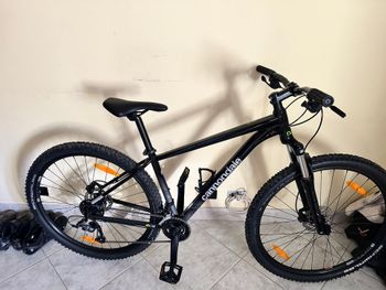Used Cannondale Trail 8 2023 2023 Mountainbike, Black, 29 — image 3 of 3