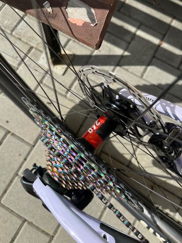 Orbea OIZ M LTD 2024 2024 Mountainbike usato, Bianco — immagine 7 di 7