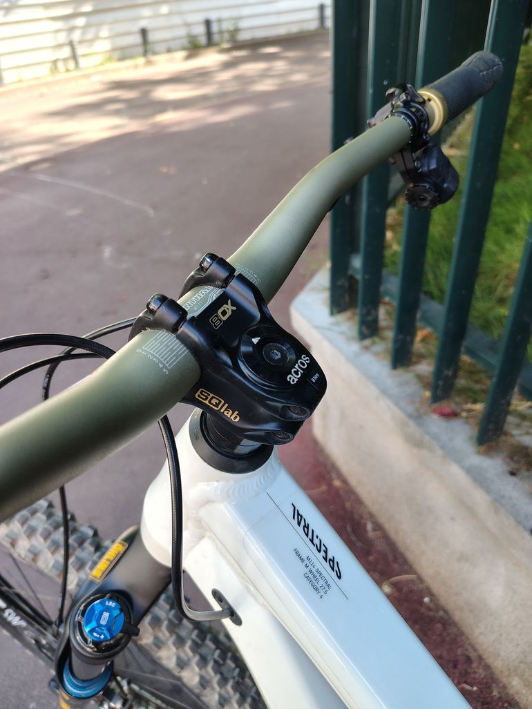 Used Canyon Spectral SRAM GX Eagle AXS (T-Type) 2024 Mountainbike, White — image 5 of 12