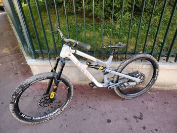 Used Canyon Spectral SRAM GX Eagle AXS (T-Type) 2024 Mountainbike, White — image 12 of 12