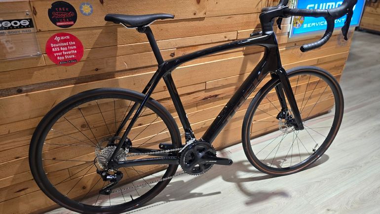 美品】TREK Domane AL 5 Gen 4 DISC 2025 2025 Trek Domane AL 5 Gen
