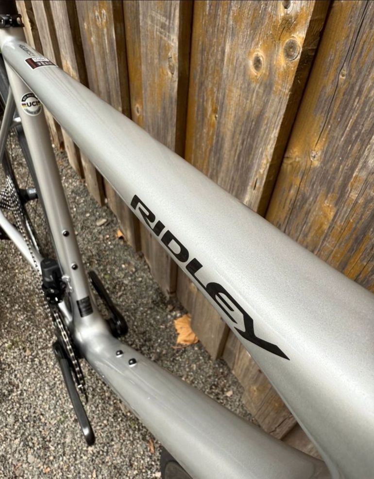 Used Ridley Ridley HELIUM SLX Disc Carbon Rennrad - Force Etap - Skiron CR38 - 2024 - D1174As II 2024 Road & Gravel, Blanco — image 6 of 7