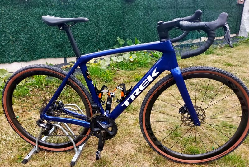 Used Trek Domane Shimano Ultegra Di2 2024 Road & Gravel