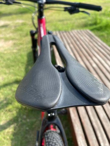 Used Coluer POISON SL 2024 Mountainbike, Red — image 3 of 6