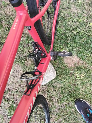 Used Specialized Diverge Elite E5 2021 2021 Road & Gravel, Red — image 3 of 6