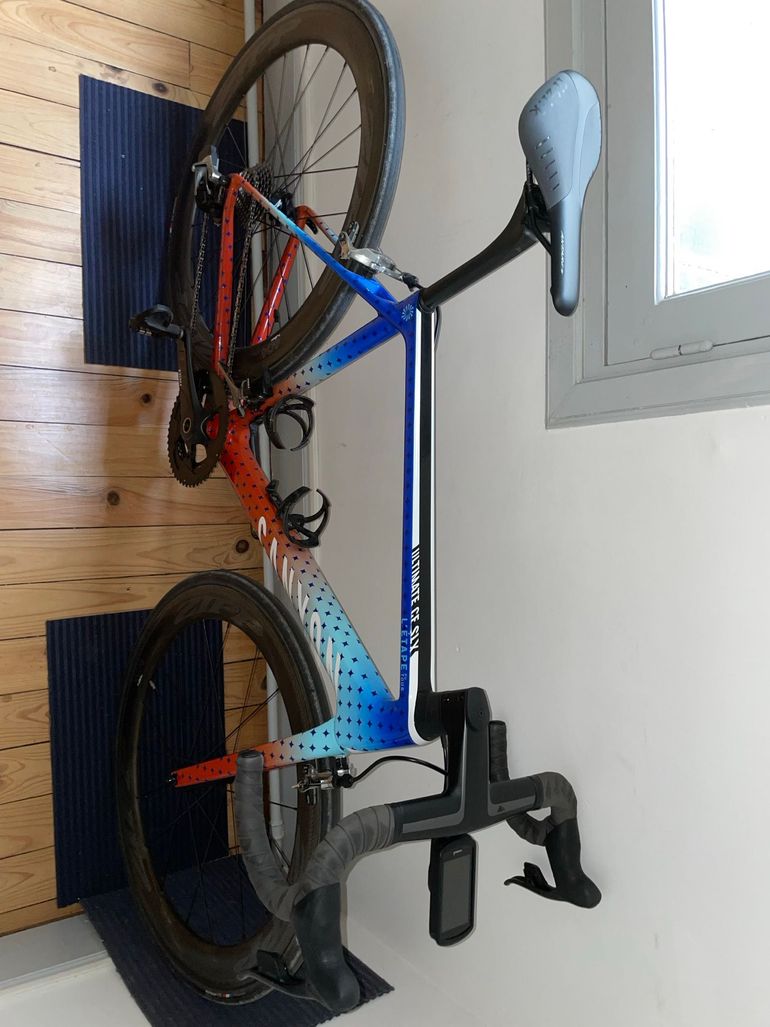 Used Canyon Ultimate CF SLX 2018 2018 Road & Gravel, Blau — image 4 of 4