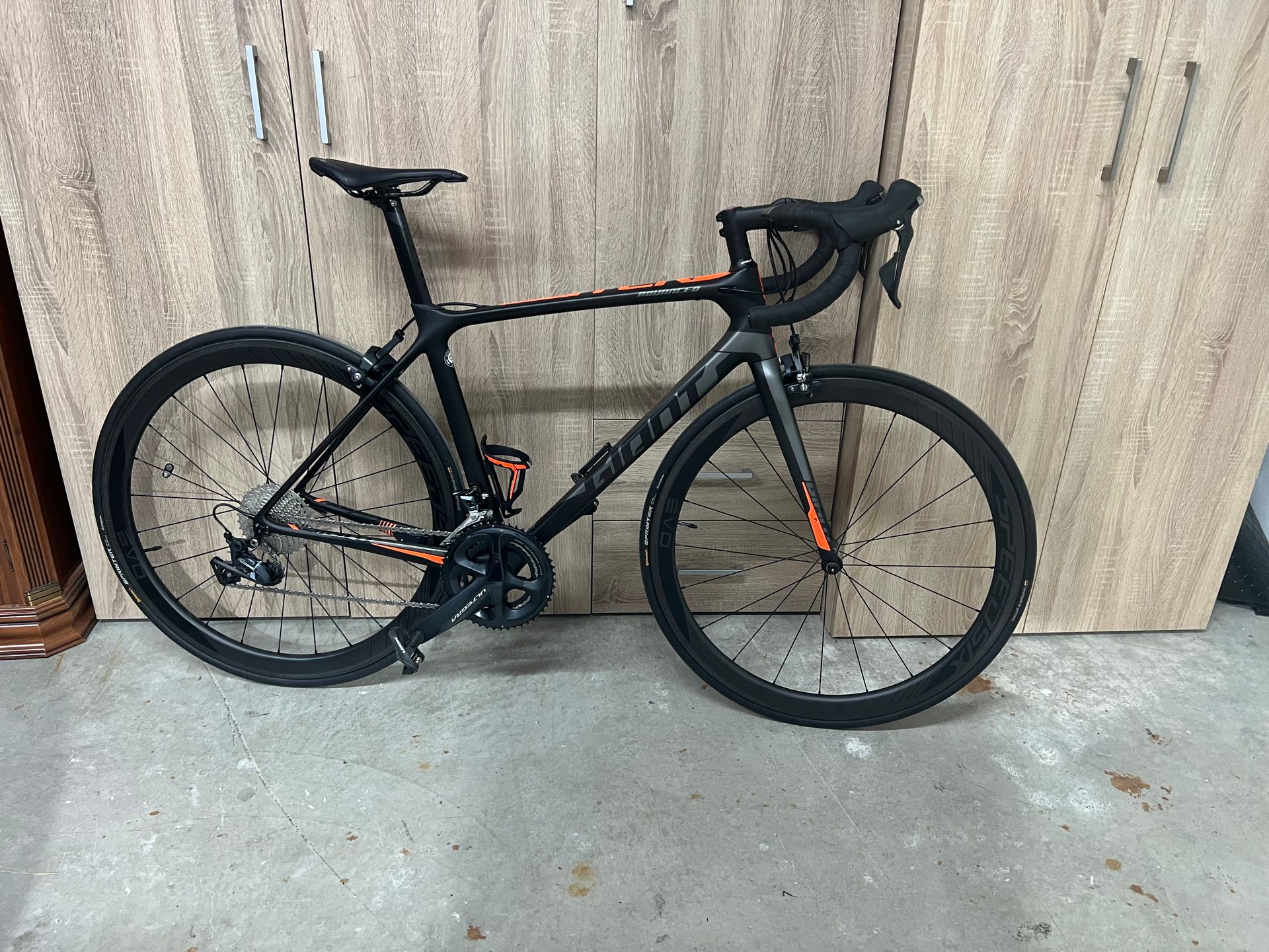 GIANT TCR ADVANCED PRO1 2018年 2018 Giant TCR Advanced Pro 1 Disc In Blue/Neon Orange/Black