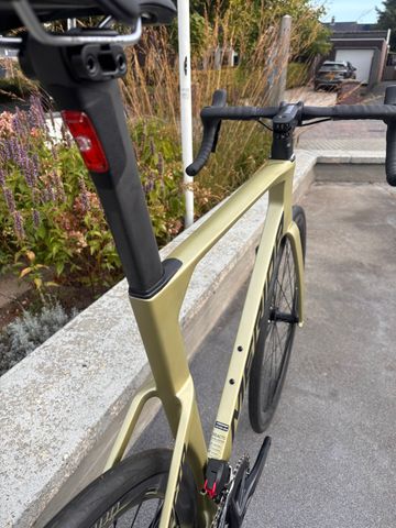 Used Merida REACTO RIVAL-EDITION 2024 2024 Road & Gravel, Light Gray — image 4 of 6