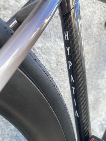 Brugt Custom The Draft Hypatia 2024 Road & Gravel — billede 11 af 12