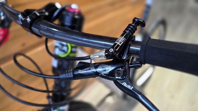 Used Cannondale F-Si Carbon Team 2017 2017 Mountainbike, Weiß, 27.5 — image 8 of 9