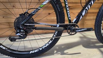 Cannondale F-Si Carbon Team 2017 2017 Mountainbike usato, Bianco — immagine 2 di 9
