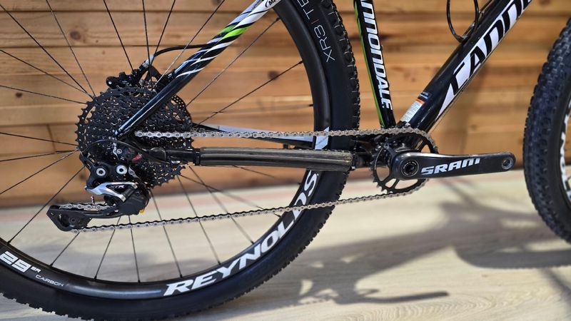 Cannondale F-Si Carbon Team 2017 2017 Mountainbike usato, Bianco — immagine 2 di 9