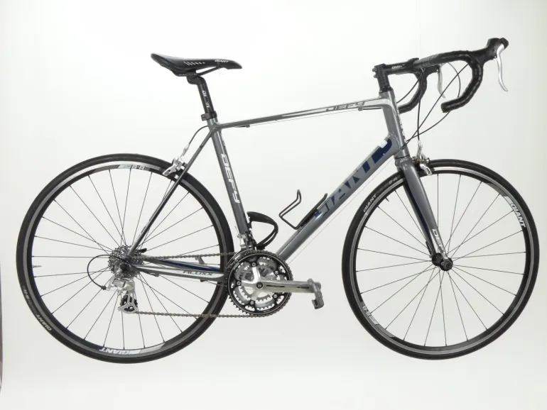 Giant Giant Defy Aluxx Shimano Sora 2010